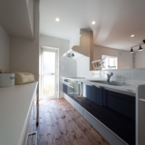 三島市富士ビレッジ|富士を望むアプリコット色の家。施工例06