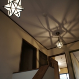 サンプラス 気持ち温かな夫婦が暮らす家。施工例